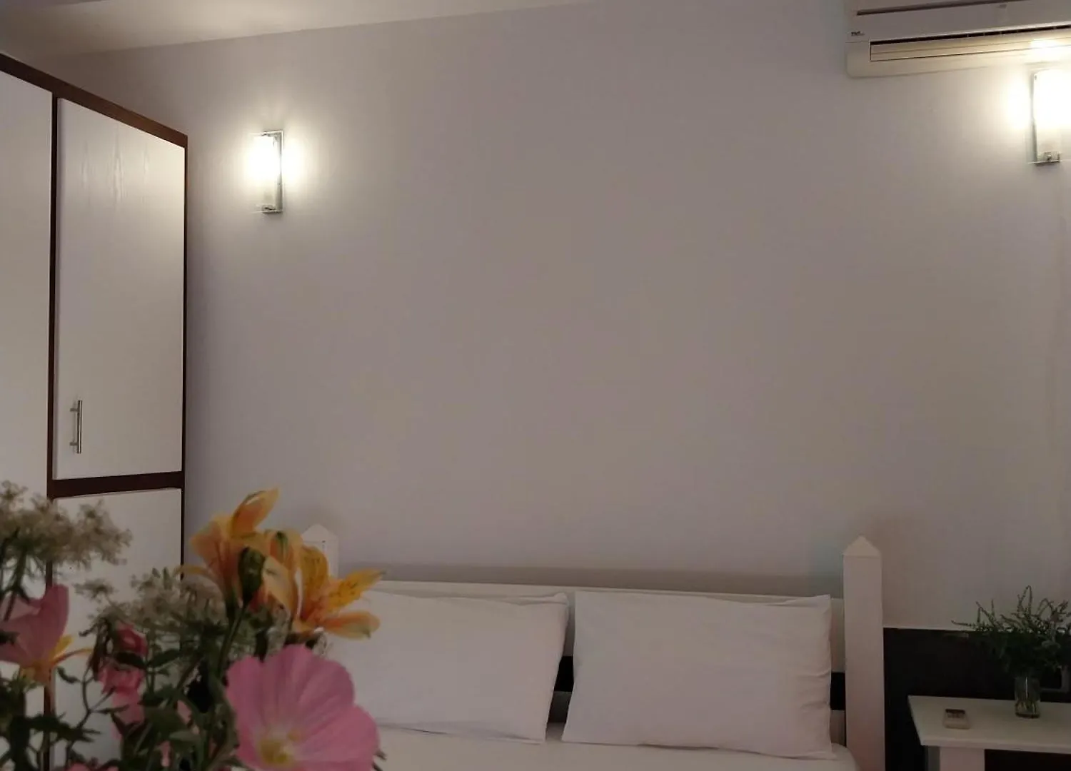 Hotel Different Divjake